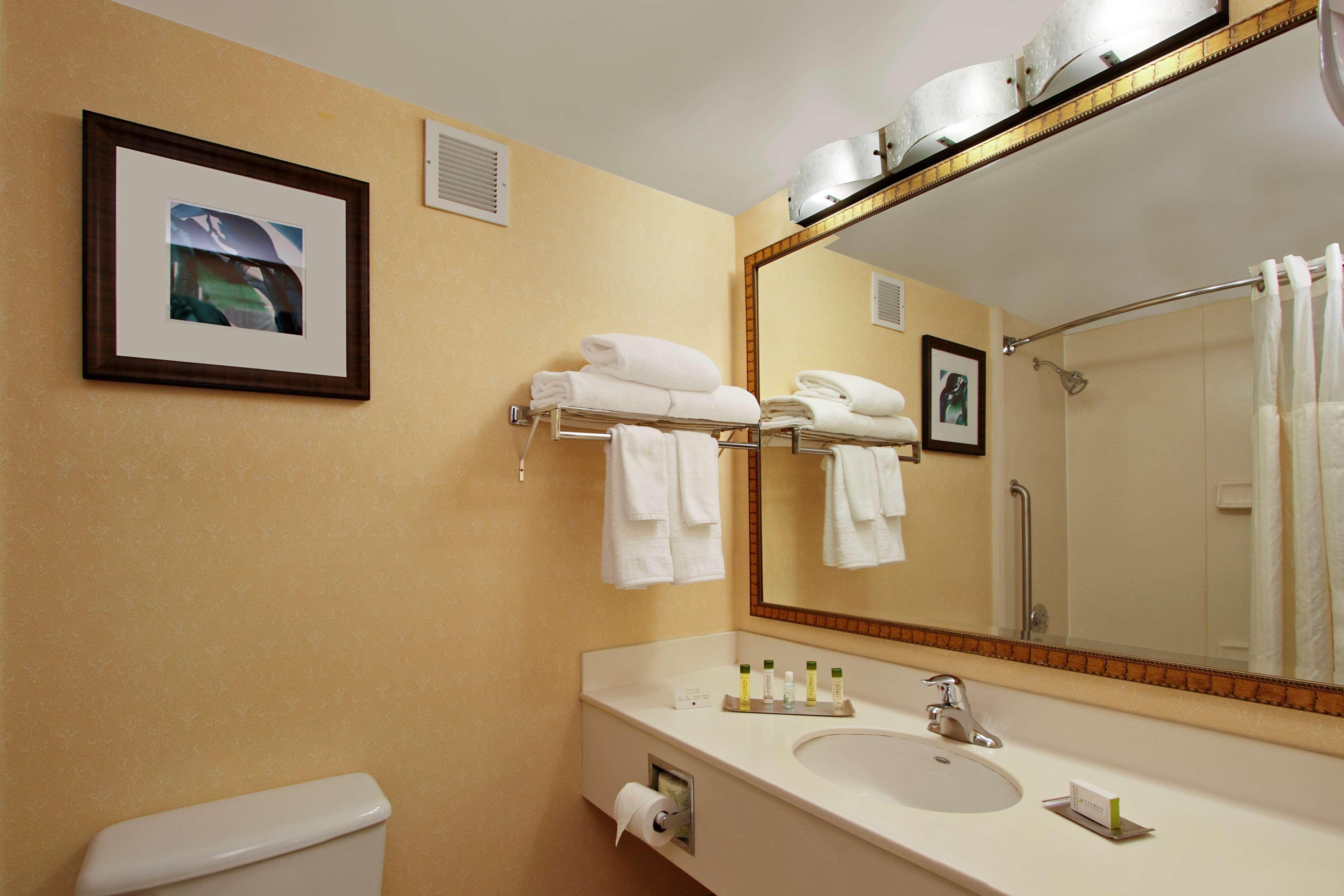 Doubletree By Hilton Mahwah Hotell Eksteriør bilde