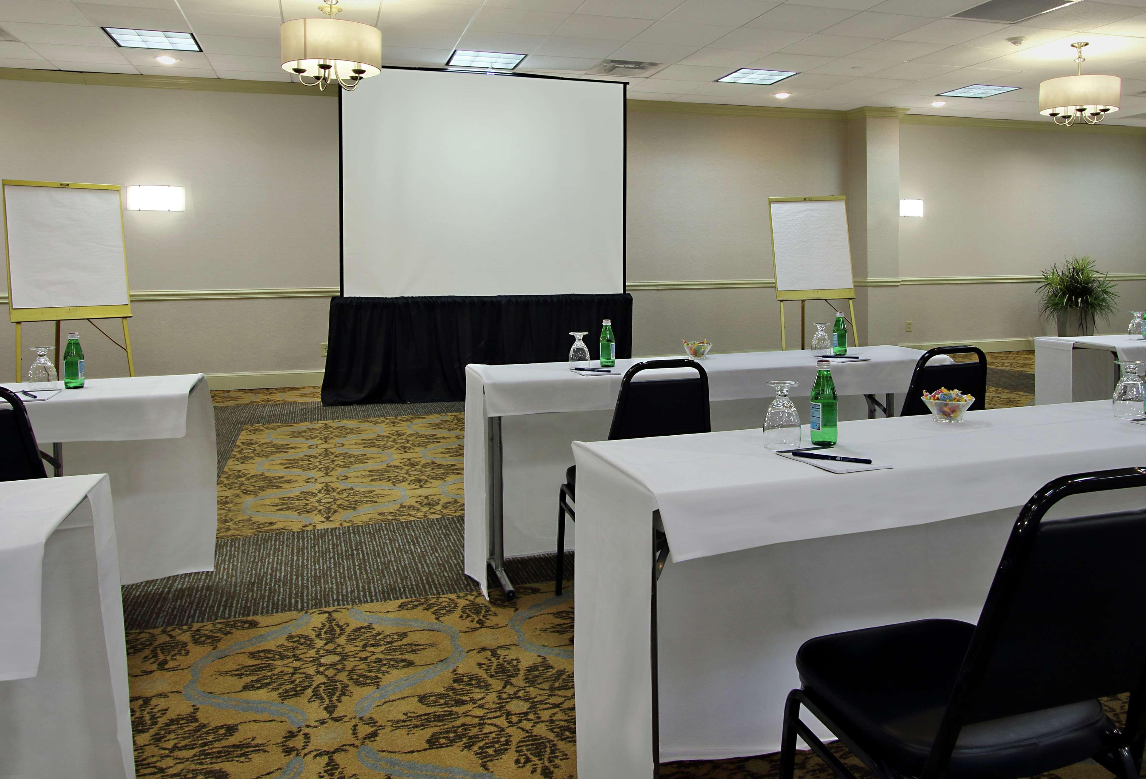 Doubletree By Hilton Mahwah Hotell Eksteriør bilde