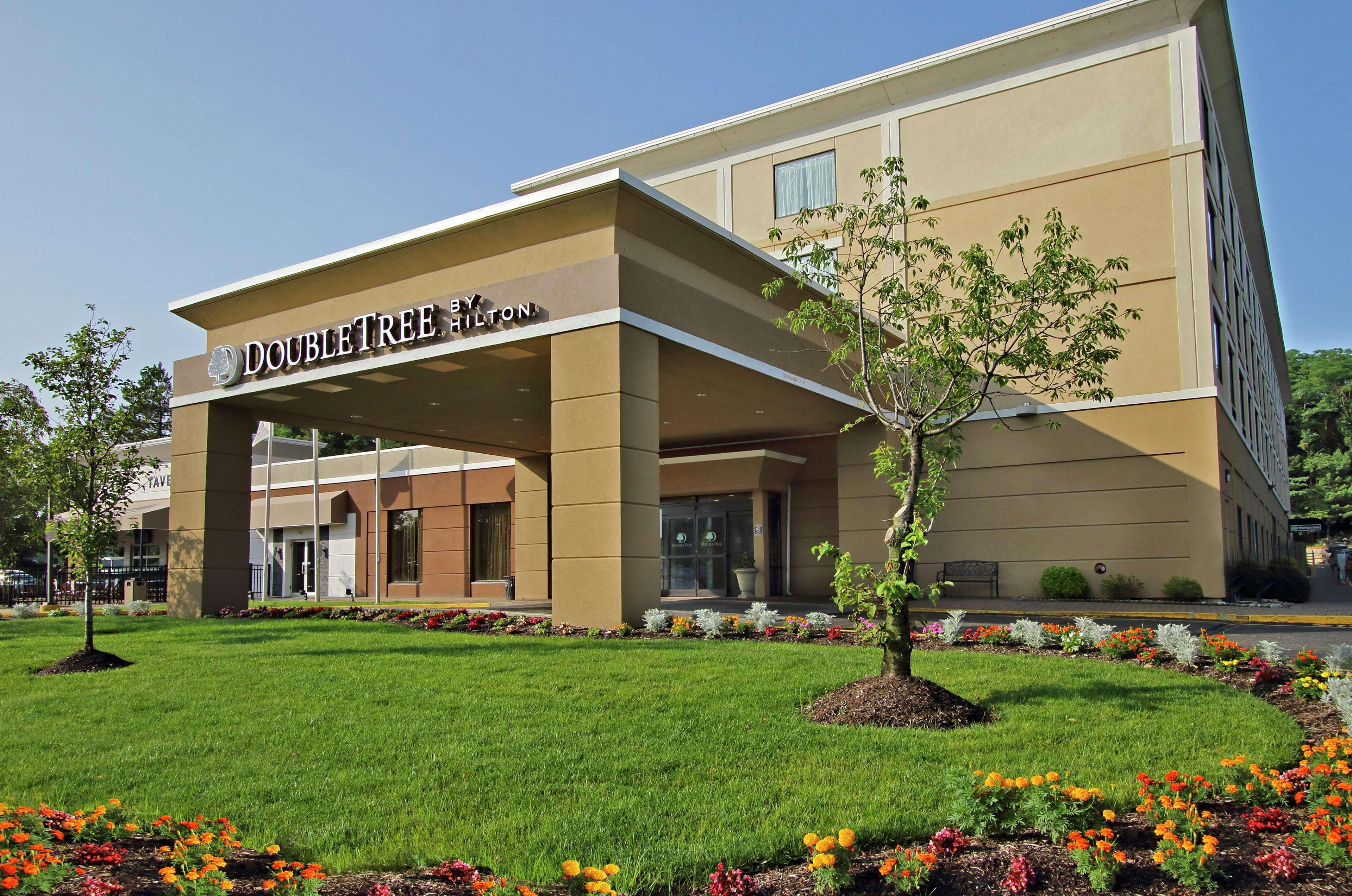 Doubletree By Hilton Mahwah Hotell Eksteriør bilde